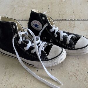 Converse High Top Kids Shoes, Size 1, Black